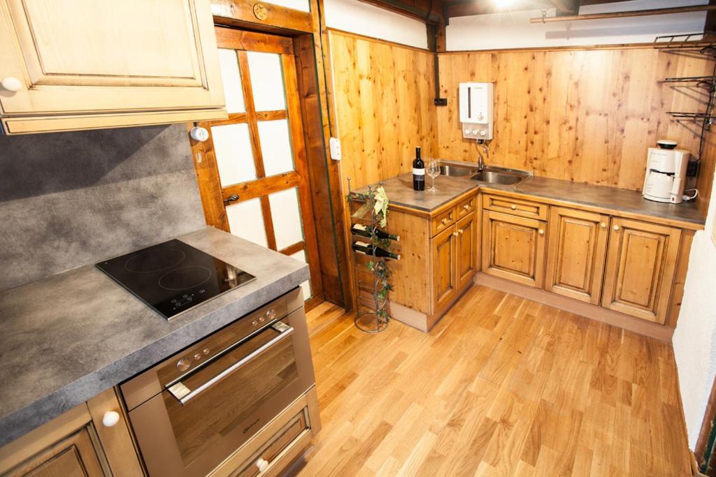 Chalet Appartement Alpenherz Saalbach-Hinterglemm Habitación foto