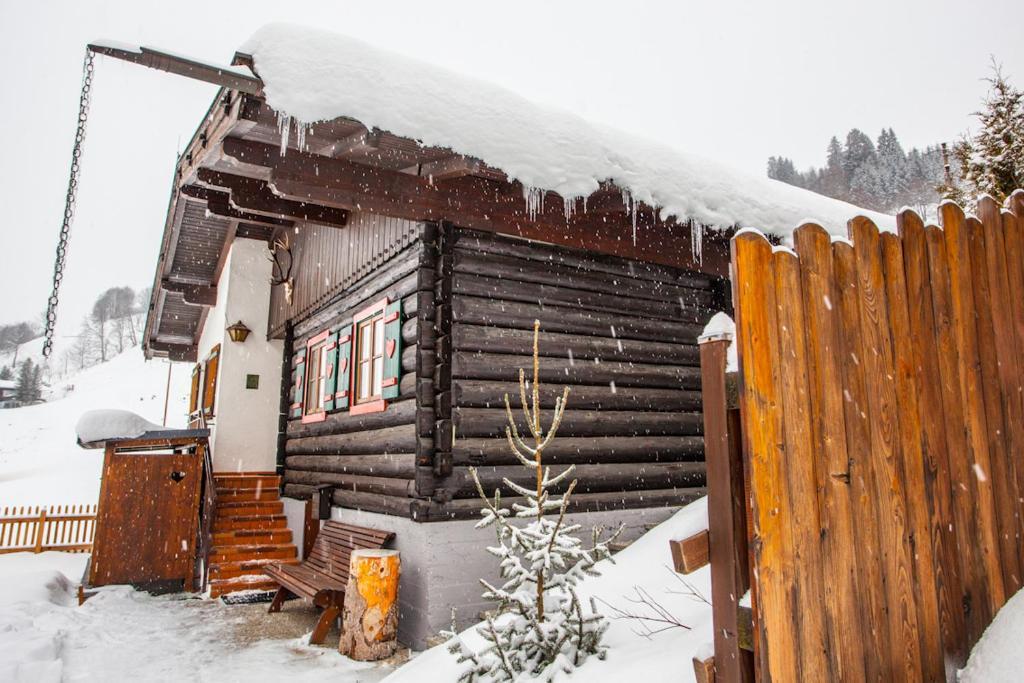 Chalet Appartement Alpenherz Saalbach-Hinterglemm Habitación foto